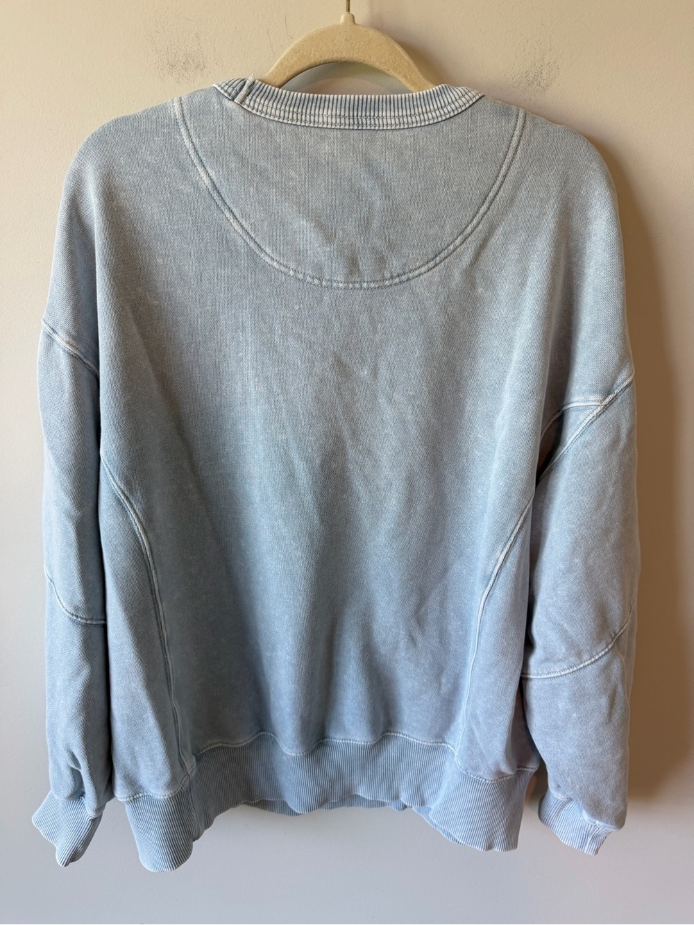Aerie Go-To Sweatshirt in Cloud Wash - Picture 6 of 9